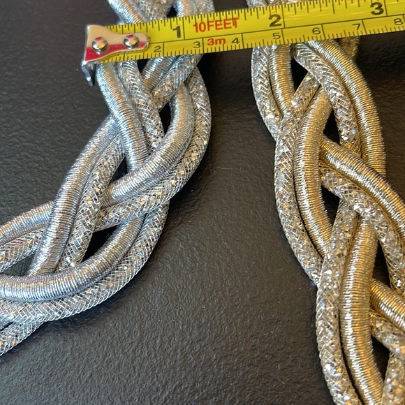 STATEMENT NECKLACE DRESSY BRAID D SILVER TONE 20” - Picture 5 of 7